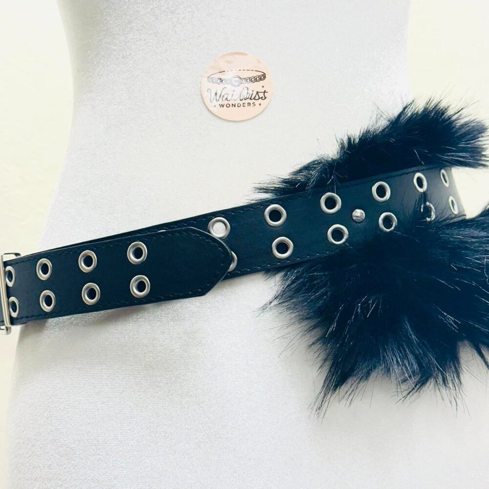 Y2K Black leather belt with Black faux fur and silver metal buckle